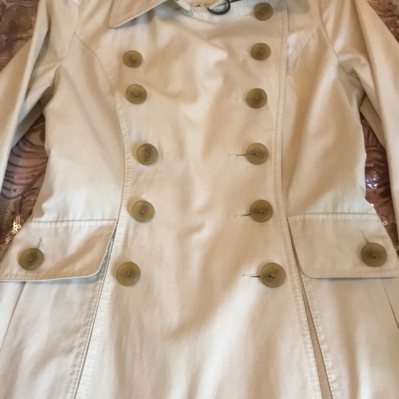 Trench coat - Picture 5 of 6